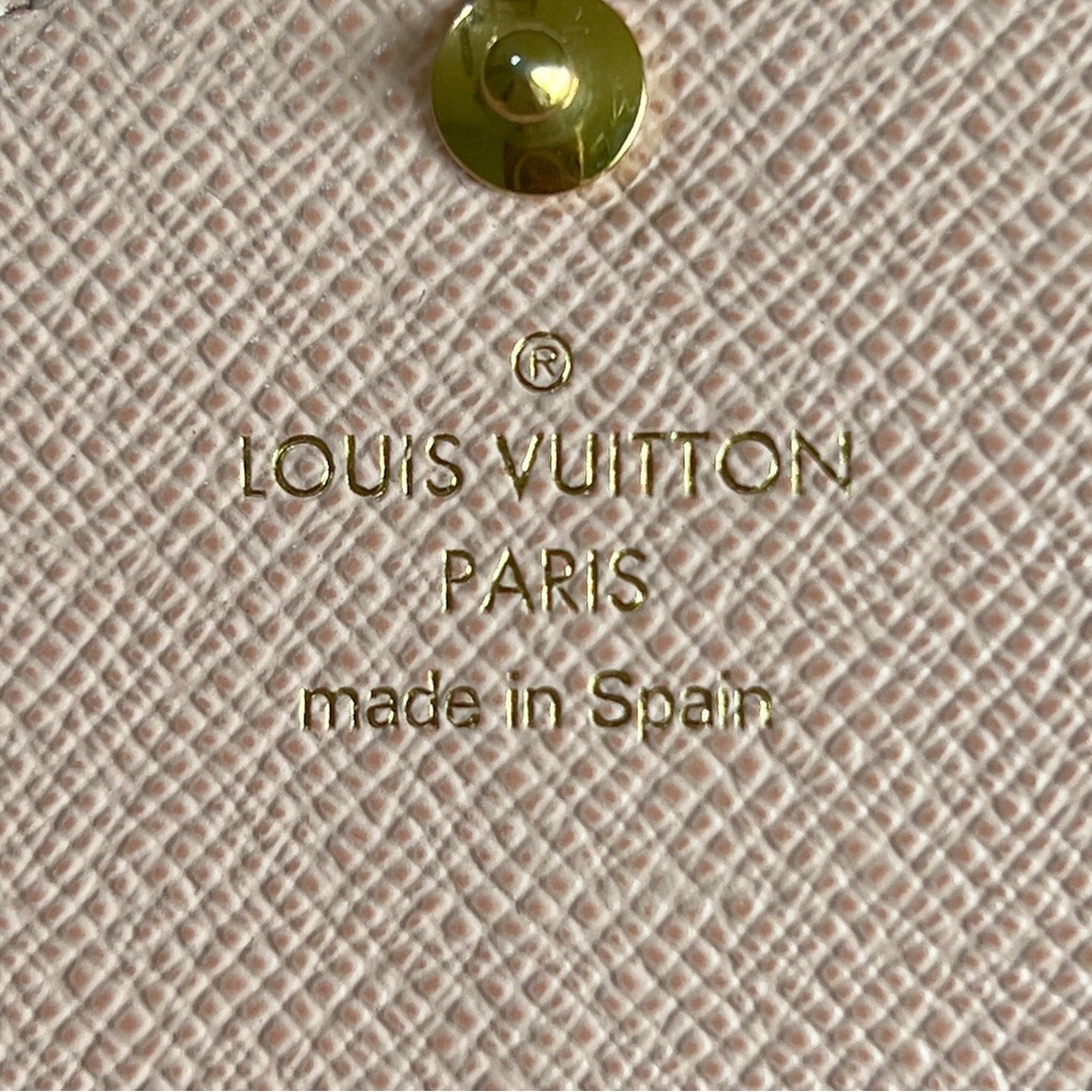Authentic Louis Vuitton Sarah Wallet Ebene Pink - Picture 4 of 16
